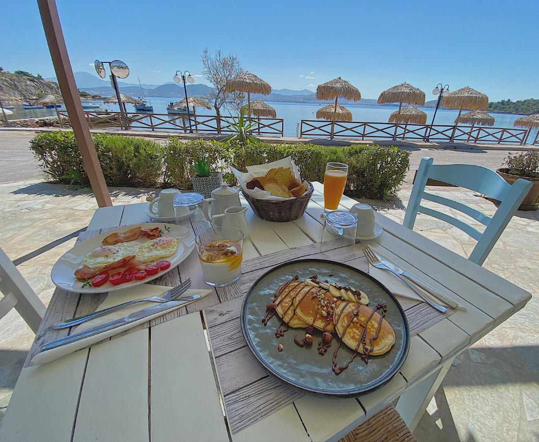 Almira Mare Otel Chalkís Dış mekan fotoğraf