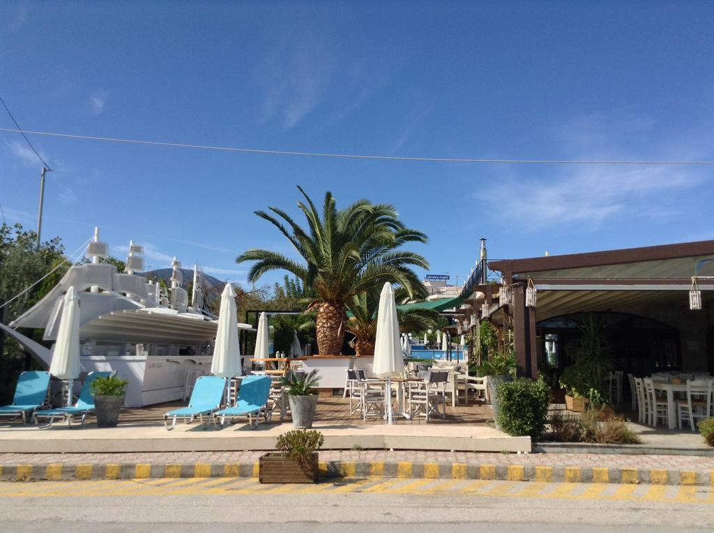 Almira Mare Otel Chalkís Dış mekan fotoğraf