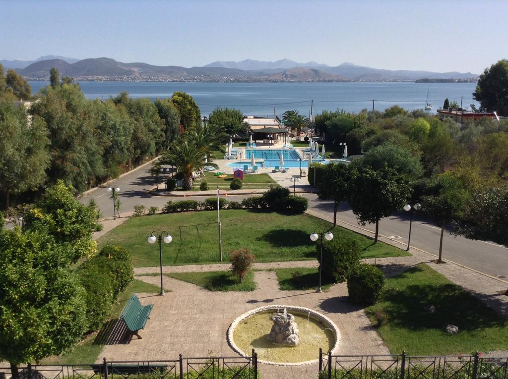 Almira Mare Otel Chalkís Dış mekan fotoğraf