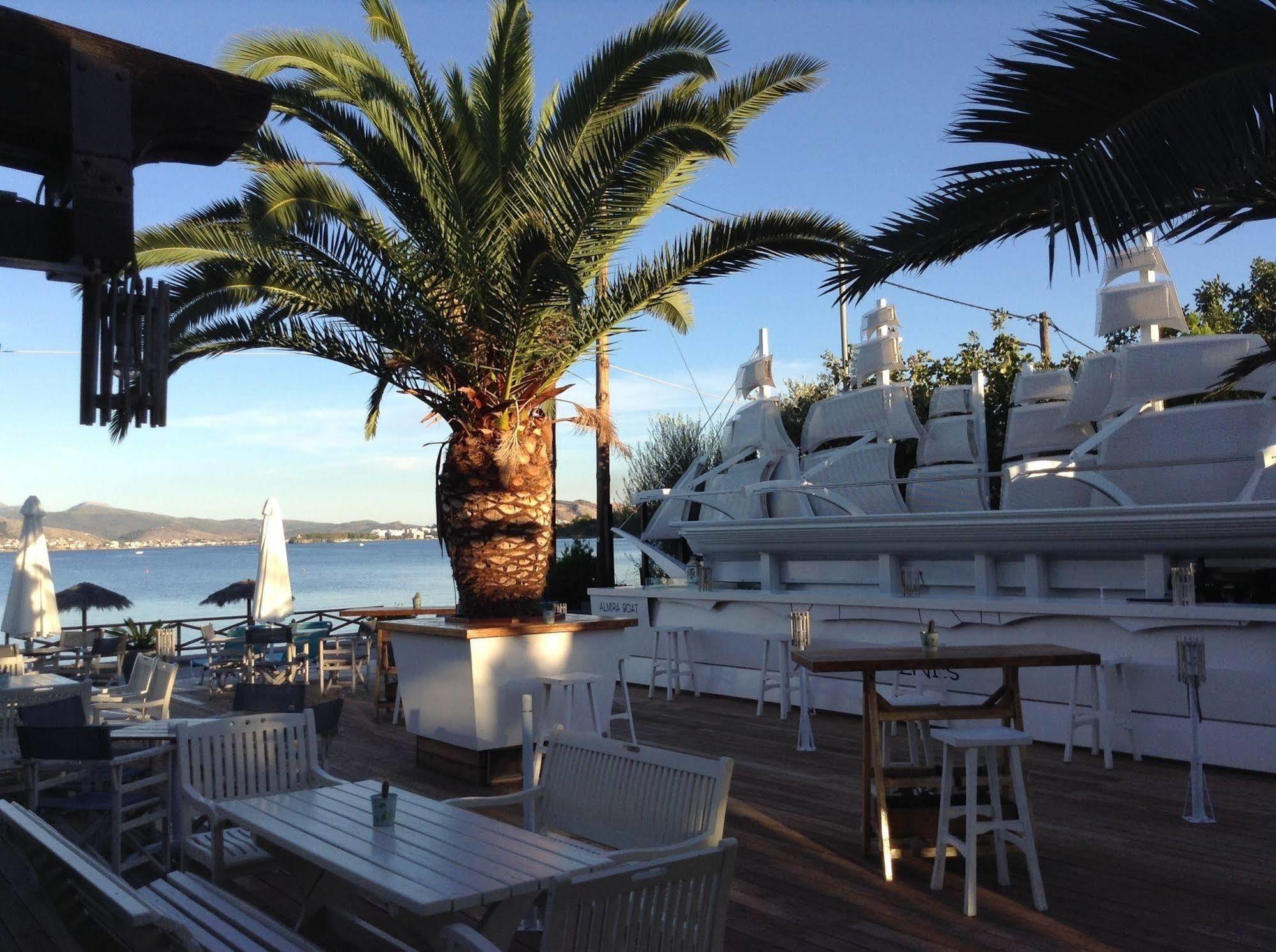 Almira Mare Otel Chalkís Dış mekan fotoğraf